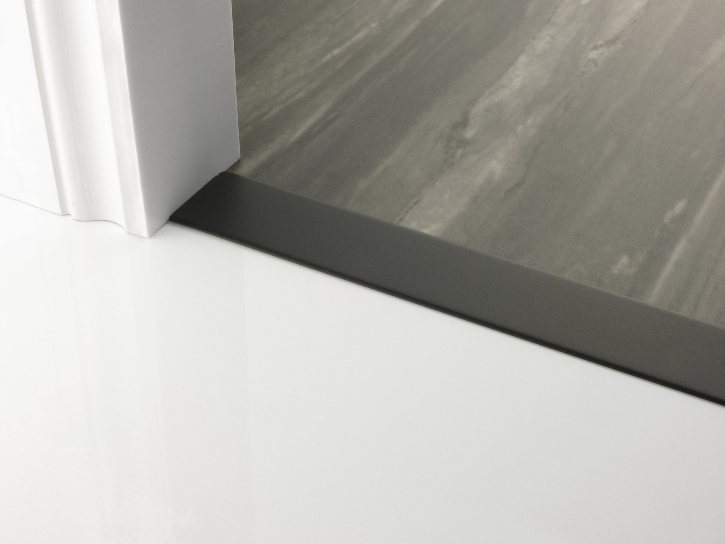 door_bar_floating_cover-50mm_black stair rods Door Bar Floating Cover 50mm Black Stair Rods