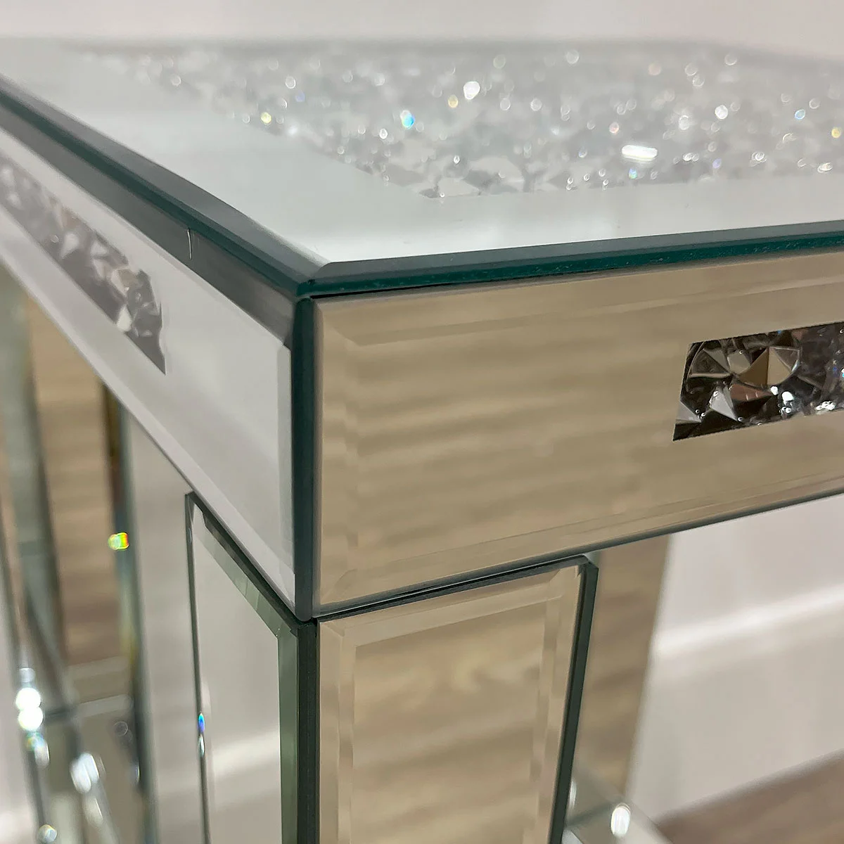 Diamond-Crush-Mirrored-Glass-2-4 ier-Square-Side-Table-End-Table-60cm-6 Diamond Crush Mirrored Glass 2 4 Ier Square Side Table End Table 60cm